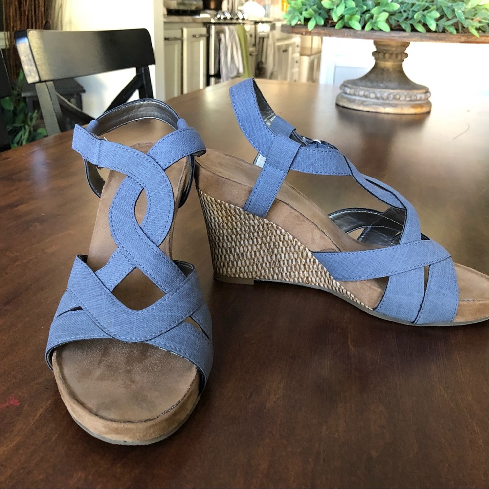 Aerosole Platform Sandal